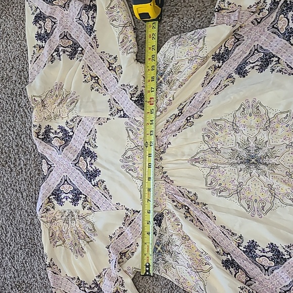 Free People Cream and Purple Puff Sleeve Ruffled Blouse - Picture 6 of 6